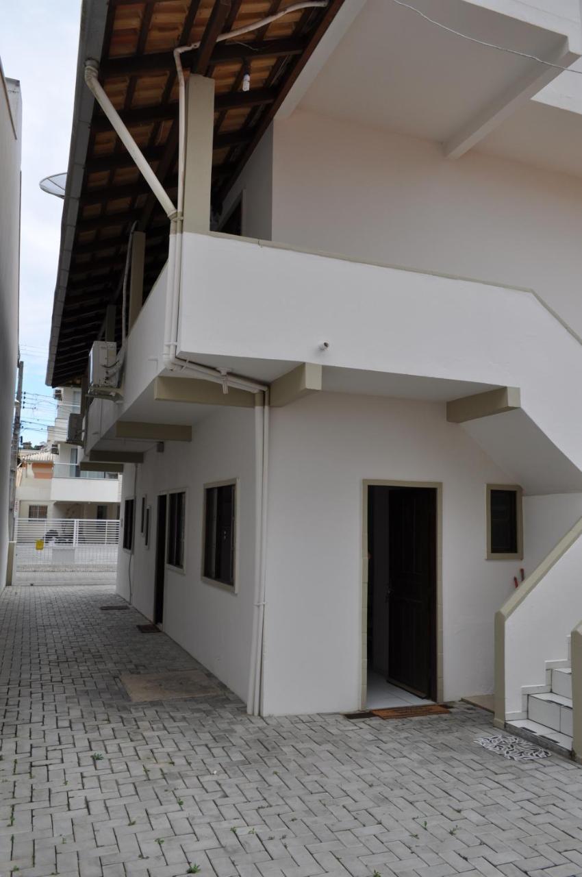Apartamentos Bombinhas - 140 Metros Da Praia المظهر الخارجي الصورة